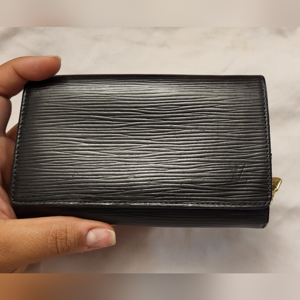 Louis Vuitton Epi Wallet